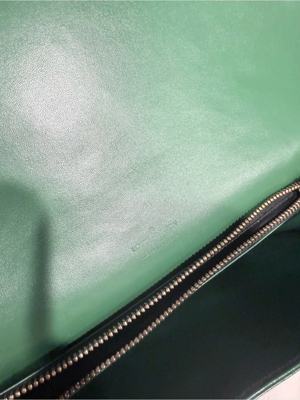 Louis Vuitton Friedland leather handbag